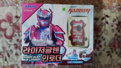 第三次在韩国闪电市场买东西，套了个二十年前的老物，全新未开封的，不过外盒有部分褪色就是了，总体来讲还是不错的