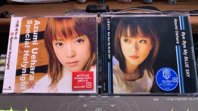 上原あずみ，一个被柯南官方抛弃了的歌手，虽然后来路走歪了，但是早期的歌曲还是可以听的，而且都还不错，这次把最后几张集齐了！！