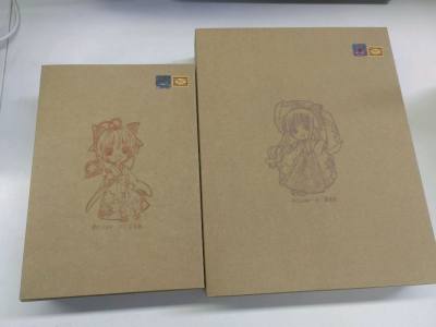 非常喜欢烘山芋太太的作品，Q版小樱的两款都很值得收藏。这款在运输途中赶上国内两会，卡了很久才到手，还好没有损坏，实物非常可爱！