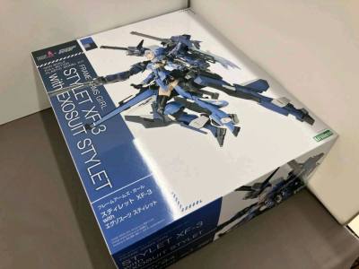 再次下单挖煤姬，现在已经习惯在这里买买买了。寿屋的短剑加外装甲很大一盒，虽然是二手的但看起来很新，基本没有问题。挖煤姬的包装一如既往的好，八角尖尖，值得购买。
