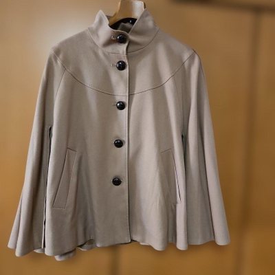 挖煤姬日淘体验超赞！成功入手日牌大衣，顺利安全下车
入库检查服务细致严谨，包裹加固服务扎实牢固，全程防护到位。
物流安全又快捷，商品描述翻译精准，和实物完全一致。