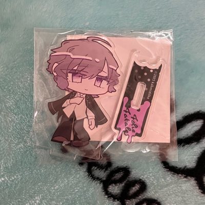 在挖煤姬淘日漫谷子体验很棒！平台日本限定周边丰富，购买流程简单明了。物流约12天送达，EMS全程可追踪。捆包服务很专业，多件商品合并发货且包装牢固，省运费又保安全。客服响应及时，解答问题专业。整体购物体验顺畅可靠，推荐给喜欢日系周边的同好～