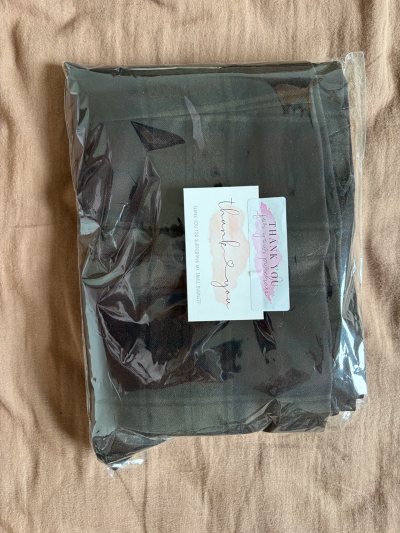 经常在这里淘一些美丽的裙裙！这条Margaret Howell裙子虽然很贵，但是我很喜欢，质感非常好！推荐！