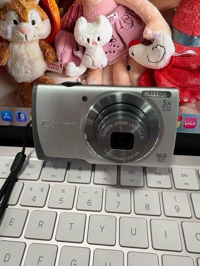 挖煤姬的页面简洁操作顺畅，使用感特别好。审核发货速度快，走epl一周左右到达。
包裹包装扎实，发货会免费换新箱。纸箱硬实且内裹多层泡沫纸，特别扎实。
这次切到的是佳能ccd，价格非常划算，很新功能没有任何问题，电池仓非常干净，也没有漏液，非常开心的一次购物体验！#挖...挖煤姬的页面简洁操作顺畅，使用感特别好。审核发货速度快，走epl一周左右到达。
包裹包装扎实，发货会免费换新箱。纸箱硬实且内裹多层泡沫纸，特别扎实。
这次切到的是佳能ccd，价格非常划算，很新功能没有任何问题，电池仓非常干净，也没有漏液，