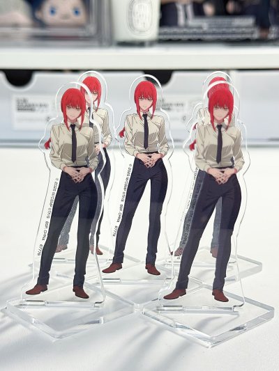 记录到第三次了，这次运输也十分迅速！基本都是一番赏的小东西们。
这次有文件夹和海报运输，但是运输回来也是完好无损，没有折痕，立牌也保护的很好，很满意。而且让我吃到好几个好价的玛奇玛哈哈开心，但是没想到这个小小的，摆在一起也很可爱了