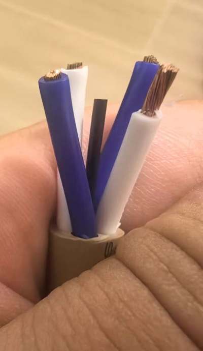 不错不错不错不错很棒下次还会继续，爱上了这个APP，但还需要进行调整优化APP细节。。。。。。。。。加油选购音响喇叭线时，我深刻体会到&amp;#34;贵的不一定好，合适最重要&amp;#34;。之前盲目追求高价线材，效果提升有限；后来根据功放功率和音箱阻抗选择匹配的线径（如50W以下用1.5平方毫米即可），音质反而更纯净。建议优先关注铜材纯度（OFC无氧铜性价比高）...选购音响喇叭线时，我深刻体会到&amp;#34;贵的不一定好，合适最重要&amp;#34;。之前盲目追求高价线材，效果提升有限；后来根