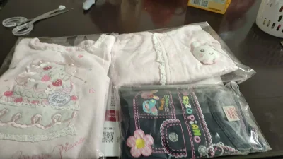 mezzo piano的衣服太好看啦，我用的是epl物流特别快～清关速度也快，包装特别细致，包的很严实，没有破损，合单审核速度也快，每个月都要买买买！