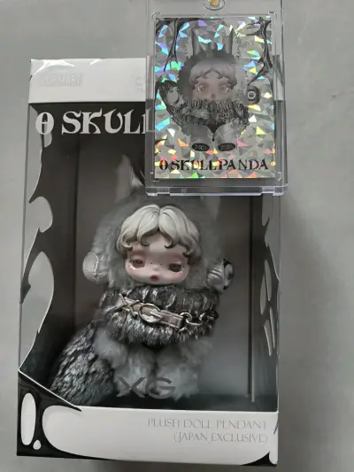 真的很好看，卖家人也超级好，非常爽快的给我打了九折，第一次煤切很满意。
不亏是快闪版本的xg娃娃，没有打理过都耳朵对称、手脚也对称，妆容也非常美，胖乎乎的一只好漂亮。
