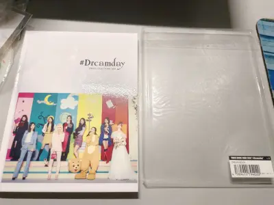 这次是在雅虎日拍上拍卖的周边，到货了，大部分商品没有受损，还不错特别美萌的豆扇，期待下一次购物，挖煤姬非常不错