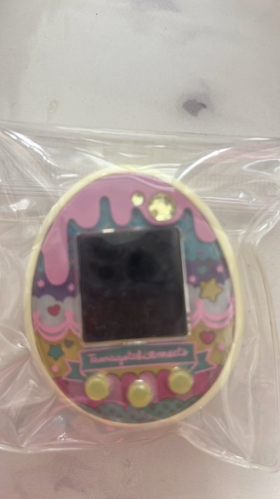 拓麻歌子meeys甜品黄超级可爱而且很便宜，挖煤姬挖到了很实惠的东东很开心，以后还会继续用挖煤姬购物哦，很好呀