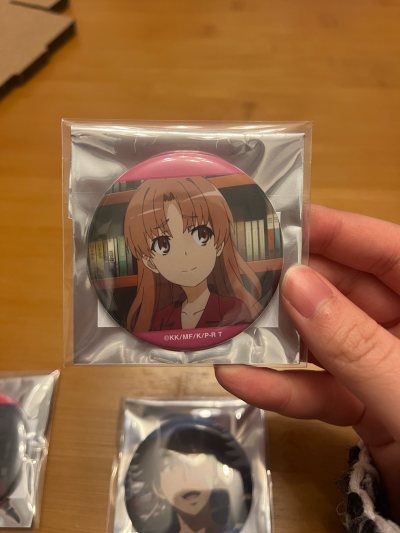 太喜欢amiami黑子的那个特典，第一次在挖煤姬端盒，国际物流还是很快的，手续也都很方便，包装也都完好无损，希望之后能在煤炉切到更多好价呜呜呜，我会一直拥护的！