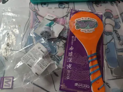 在挖煤姬海淘谷子太香了！能挖到很多国内难寻的稀有周边，AI代拍抢货快，出价省心。免费合箱打包用心，气泡膜包裹严实，到手完好无损。物流更新及时，价格划算，沟通顺畅，再也不用愁日淘，体验感拉满。