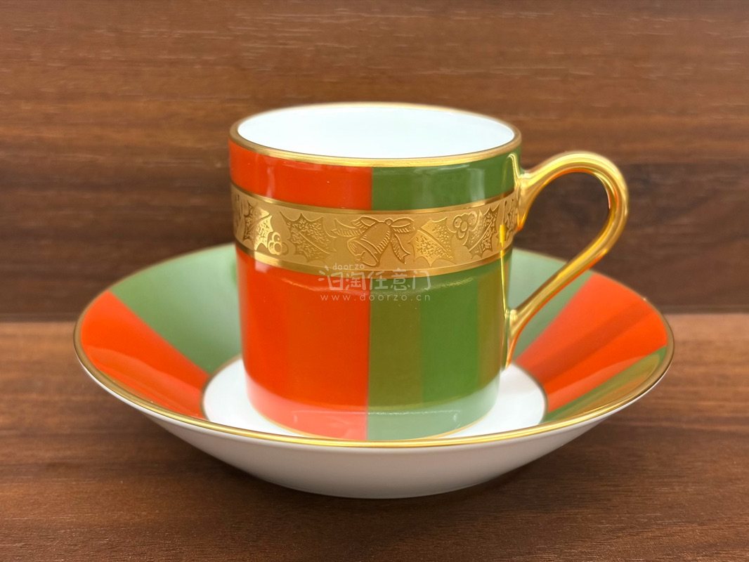 在挖煤机遇到好多美丽的大仓，好价购入，品相也特别新，完全是我的大仓后花园，气泡柱加固返回，到手很安心，再也不怕这些美丽的瓷器碎路上了～～