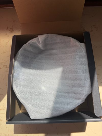 第一次切煤！虽然补了税，但是不得不表扬一下包装！内外加固都选了，安全把碗送到家里了！期待下一个碗也可以顺利到达！