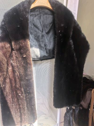 这次是水貂披肩