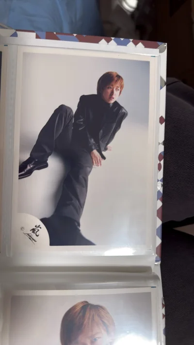 蹲了好久终于蹲到这本公式写真，挖煤姬代购超给力！下单到入库一气呵成，合单发货也超快。打开一看，品相跟描述一模一样，海淘体验满分！


