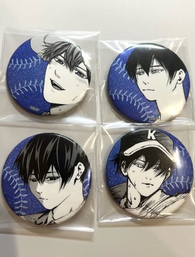 买的jump shop的忘八数据卡和emotions吧唧，数据卡十个都没重，想要的也抽到了，好耶！
走的可追踪小航空，没加额外的加固，数据卡和吧唧托都安全到家，包裹很快就拿到了～