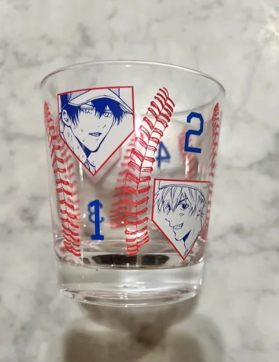 依旧是走的可追踪小航空，加了基础内部加固，都是在jump shop买的忘八的谷子，原画柄的谷子都很貌美
杯子最实用，不是玻璃的，这次数据卡十张有重复的，但还是抽到了想要的两个各一，制服钥匙扣也很幸运的抽到了想要的