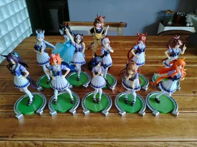 国内的赛马娘价格已经涨到离谱了，幸亏可以在挖煤姬里买到便宜好物，在煤炉淘到了一些喜欢的赛马娘，比在国内便宜很多很多。