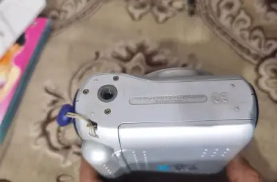 在挖煤姬淘了富士拍立得mini55，这款有走马灯，拍照也很好看有定时功能，功能也很多，喜欢，送的也很快的呢，挖煤姬真不错