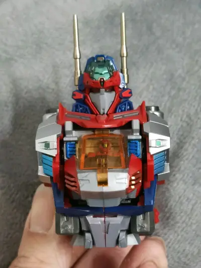 一不小心又买了好多模玩，毕竟找到了好价，怎么会忍住不下单呢，比国内买便宜好多，而且品相都很不错，快递送过来都完好无损！