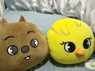 必须夸一下这单的效率和性价比！手续费透明且合理，汇率也很香。从竞拍成功到发货，每一步都有通知，让我很放心。包裹漂洋过海到手发现品相跟描述一致，没有糟心事。这样的靠谱平台必须推荐给各位同好，下次拼团还来！