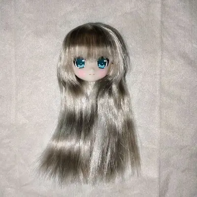 淘到了喜欢的娃娃真的太开心了，在挖煤姬里可以直接切amiami平台的东西，经常能淘到想要的娃娃和娃衣，发货竹蜻蜓性价比高


