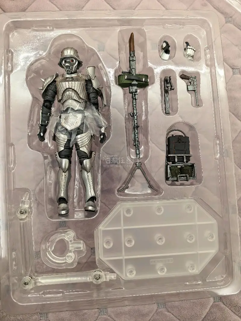 最新到手的玩具，究极无敌好价！究极无敌的帅！
发快递选的邮政esm，积分抵扣后几乎没花运费，发货后七八天到。
快递打包完美，没有任何损坏