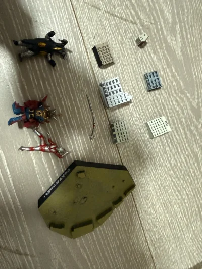 这款代购软件简直是我的海外购物救星！操作界面简洁明了，搜索商品非常快捷，价格对比一目了然。下单后物流速度惊人，包裹打包严实，每次拆箱都像在拆礼物。客服响应及时，问题解决效率超高，让人特别安心。已经推荐给身边所有爱海淘的朋友，大家反馈都说好！会一直支持，五星好评！