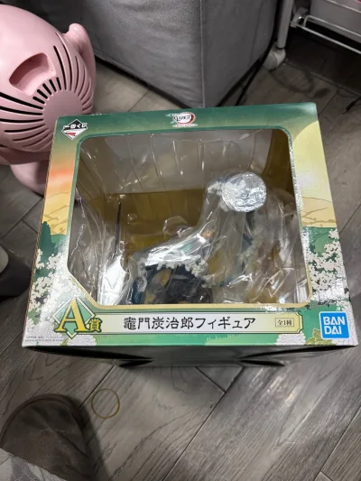 很满意的一次购物呢，客服态度很专业热情，有问必答，回复也很快，我问了不少问题，他都不觉得烦，都会认真回答我，这点我向客服表示由衷的敬意，这样的好客服可不多。
