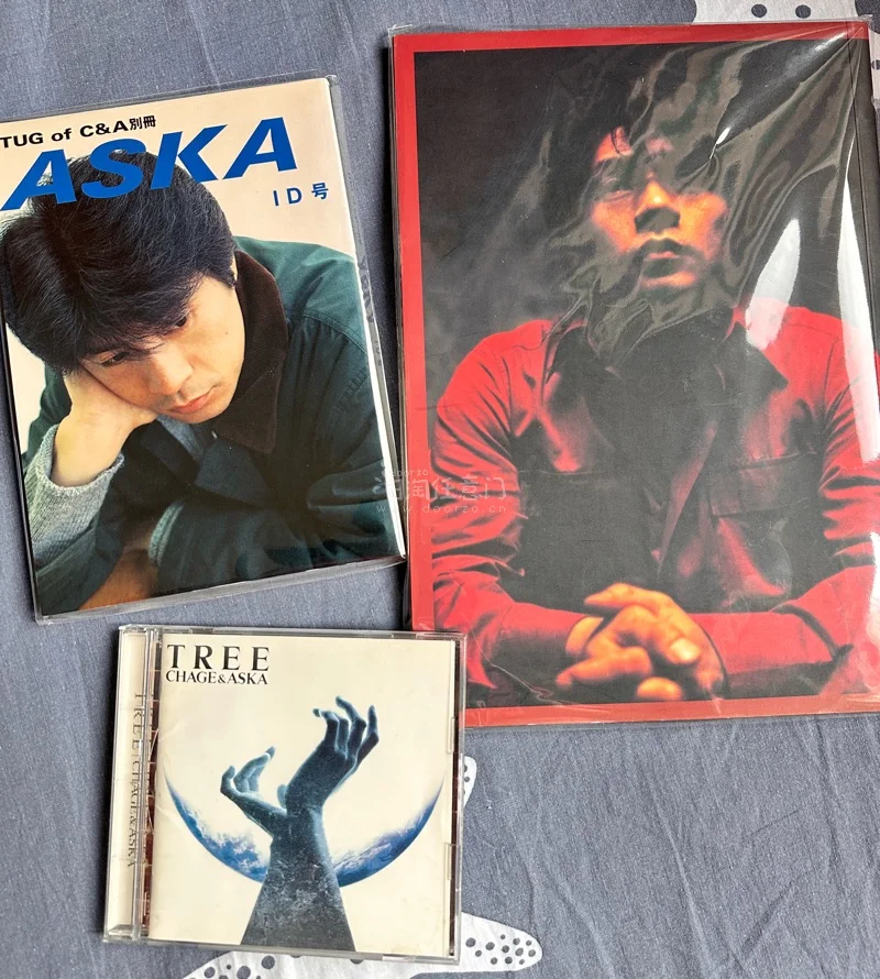 东西保存完好，几乎全新，CD盘面无使用痕迹，两本写真都保存的很好，跟新的一样。虽然是二手，但是是非常满意的购物体验，物超所值！谢谢卖家！