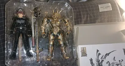 这两盒ep牙狼的限定套装给我留下的印象也蛮深的。因为它们加起来超过了两公斤，不能发送竹蜻蜓。于是我第一次选择了海运，好在安全抵达