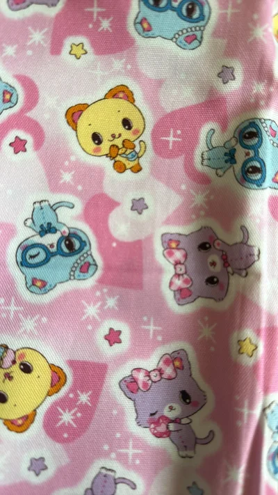 这次收到了新的ip布料，太开心了，也特别好看呀，也收到了比我年纪都大的布料，快递也挺快的，基本上寄出就是7天到了