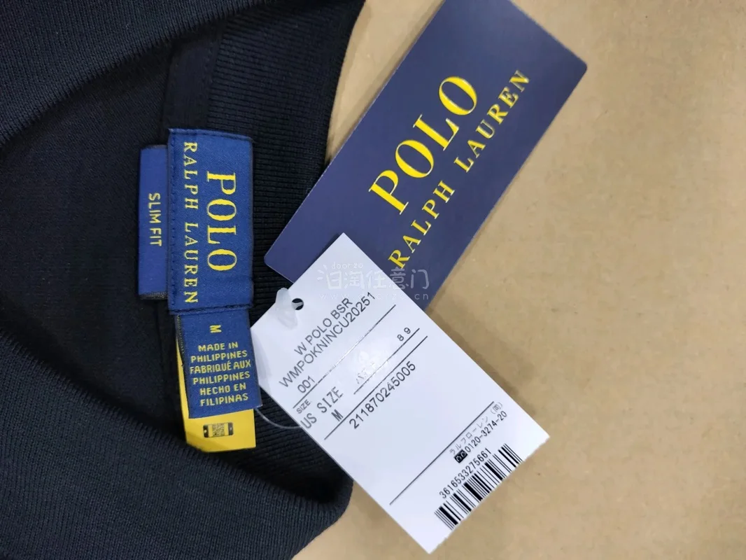 在挖煤姬平台买到了非常热门的衣服款式，而且加上国际运费也远远低于国内市场价，大概半个月到手，包装严实，衣服没有破损，好评！