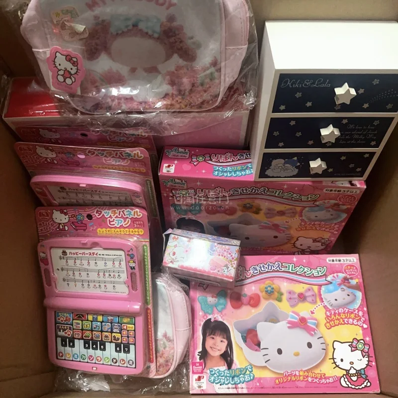 收到好多可爱的玩具 还有绝版的玩具 真的超爱！！！每一样都包装的很好 感觉真的太绝了！！！下次会继续再买！！！看到这些真的很开心！！！