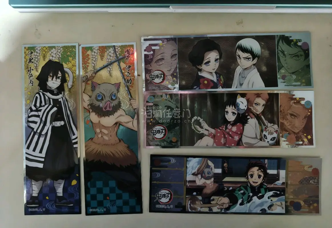 是三单一起合单发回来的，盒子相当结实，贴纸状态很完美，一点折痕也没有，爱了爱了，挖煤姬的包装每次都很安心˃ ? ˂ 