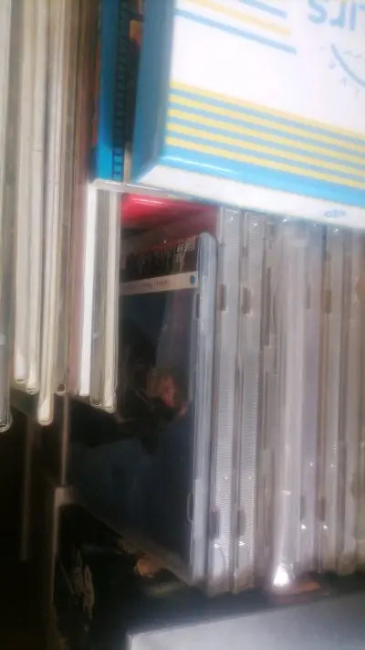 这次虽然以很小的成本购买了大批量的一个CD，但是由于数量较多后续的快递寄件等待了很长的时间但是收到之后还是进行了一个整理东西还是挺多的~


