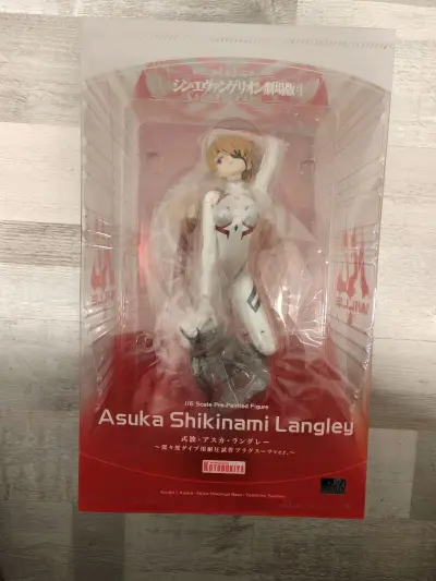 这款手办细节控狂喜！从面部表情到微小配饰都精益求精，做工扎实无偷工减料。包装严谨，缓冲充足，完美盒到手。海淘流程便捷，清关顺利，物流速度给力，价格比国内现货划算太多，收藏展示两相宜，真心推荐！