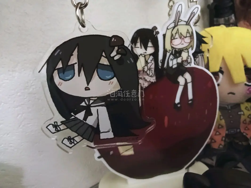 如图所示。这是我第一次用挖煤姬购东西十分顺利?特别可爱特别想要的蘑菇特典挂件在这里找着了呵呵哈哈哈我也是直接拿下好吧特别好价，感觉合单的话付运费比较合算所以又买了神逐挂件，亚米亚米这个软件也是十分的好