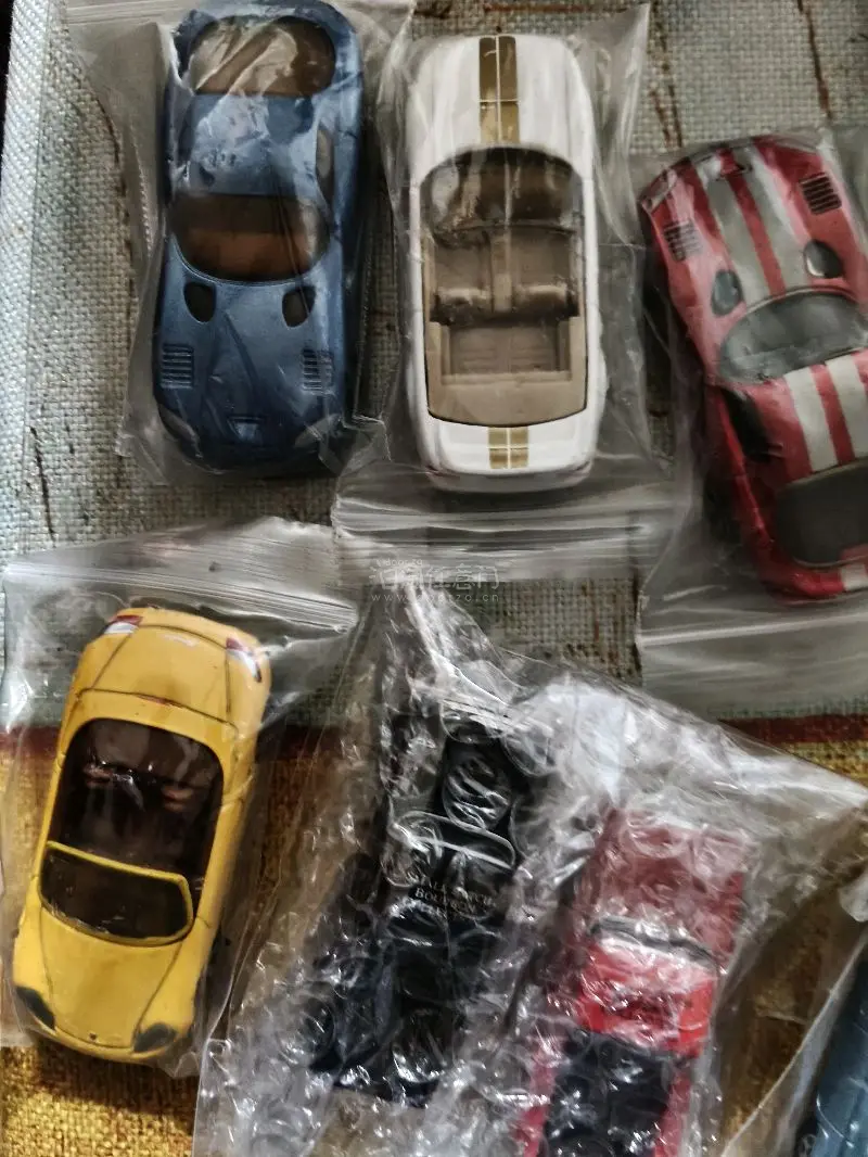 虽然买了一堆散车，但是包装的特别好，每一个都细心包装好了，用的竹蜻蜓，非常的方便，物流也非常的快，非常满意！