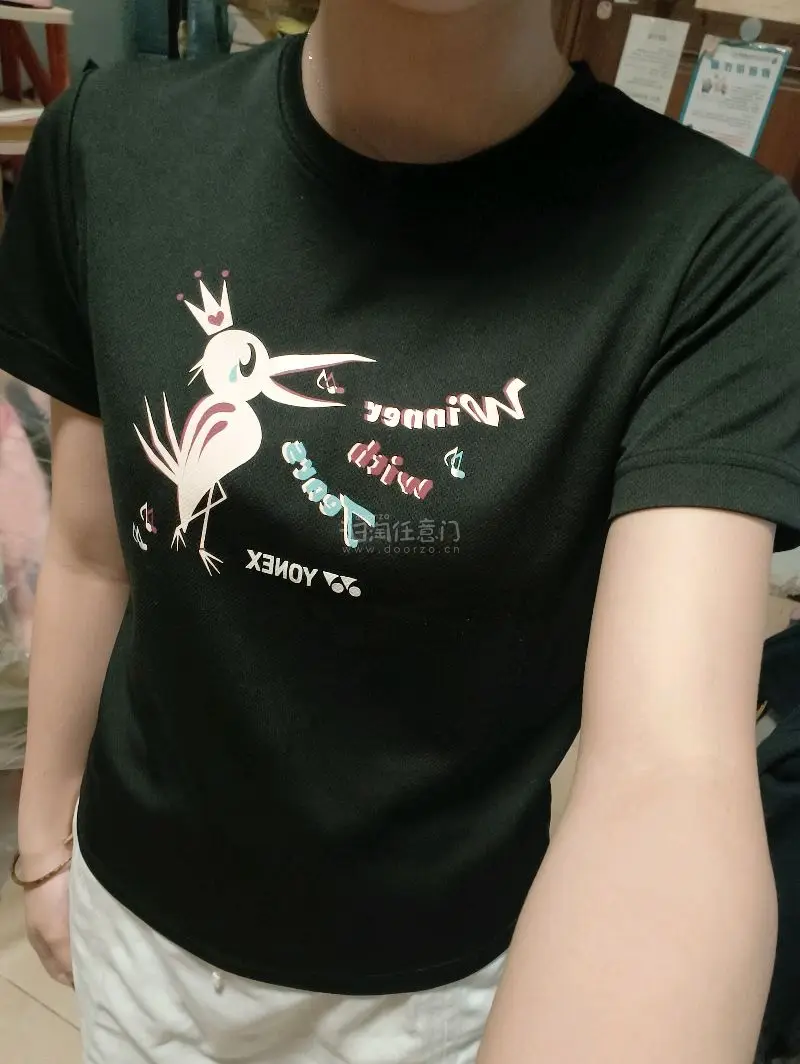 淘到了几件龙尼克斯球服，特别喜欢，到手成
色还很新，运输物流也很快，还会继续使用挖
煤，对这次的购物体验很满意