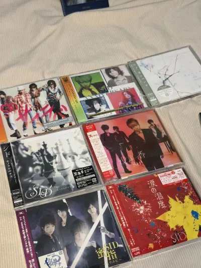 海淘打包收cd真的好便宜，这一组品相很不错，都有侧标。挖煤姬一如既往地包装好，运输快，到手很满意。期待下一次购入。