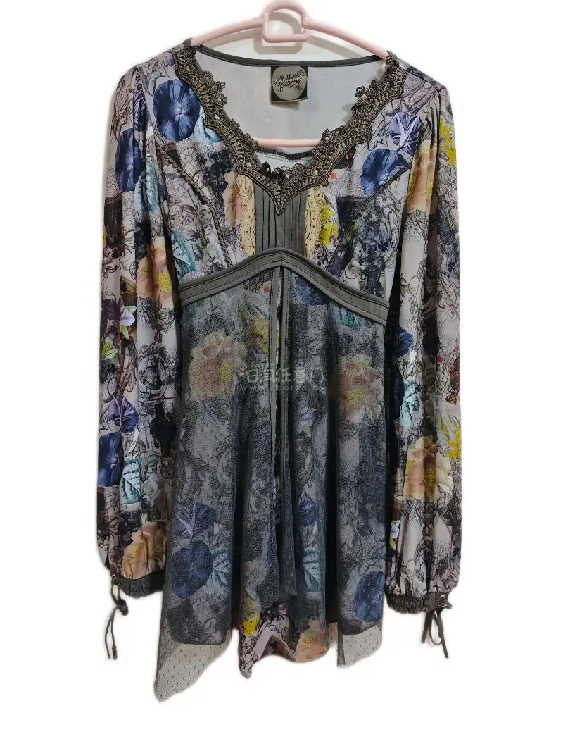 在挖煤姬上切煤特别迅速，马上就下单了。发货的国际物流也特别迅速，我3月10号发的货包裹在3月17号就到了，我追踪包裹的物流的时候真的让我特别惊喜。到手了里面的东西也包的很严实，我买了两件春季穿搭日牌古着，拆yhm的包裹真的特别解压，让人快乐～