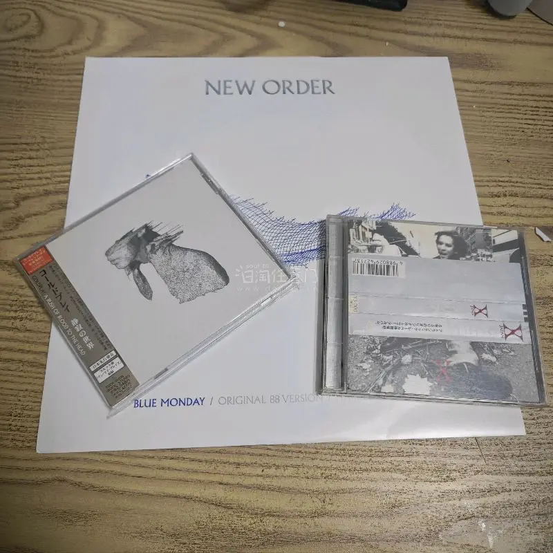 今天我要和大家分享一次超棒的开箱体验,是通过挖煤姬转运回来的包裹！它家服务好、速度快，每次都能让我安心等待宝贝们到家。这次使用了挖煤姬的加固服务，里面填充了好多防撞的气泡垫，打包技术非常好，把我的宝贝们保护得好好的。这张酷玩的cd我之前找了好久都没买到，终于通过挖煤...今天我要和大家分享一次超棒的开箱体验,是通过挖煤姬转运回来的包裹！它家服务好、速度快，每次都能让我安心等待宝贝们到家。这次使用了挖煤姬的加固服务，里面填充了好多防撞的气泡垫，打包技术非常好，把我的宝贝们保护得好好的。这张酷玩的cd我之前找