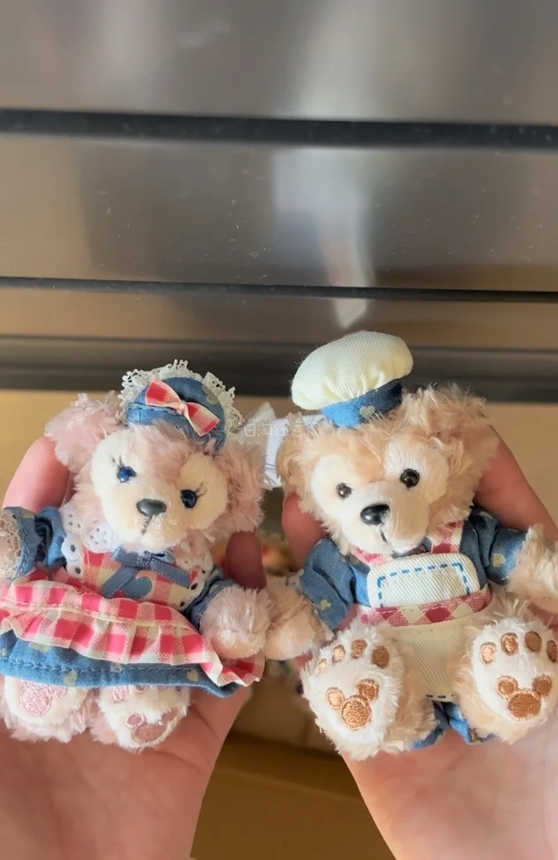 挖煤姬四月好物~买了一些娃娃和小挂饰。多次在挖煤姬购物，体验一直很稳定。平台靠谱，商品种类多，打包用心，运输安全不踩雷。物流更新及时，整体流程透明规范，对于喜欢海淘的人来说非常方便，绝对是放心之选！运费也很便宜