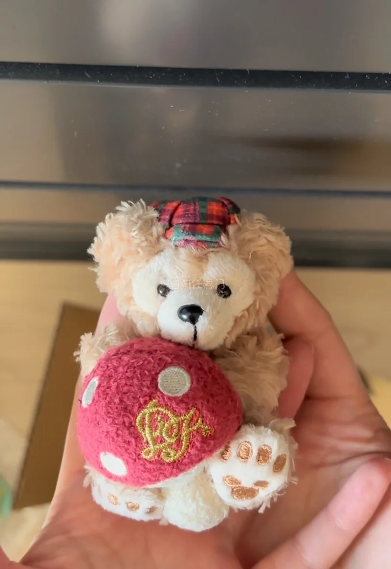 挖煤姬四月好物~买了一些娃娃和小挂饰。多次在挖煤姬购物，体验一直很稳定。平台靠谱，商品种类多，打包用心，运输安全不踩雷。物流更新及时，整体流程透明规范，对于喜欢海淘的人来说非常方便，绝对是放心之选！运费也很便宜