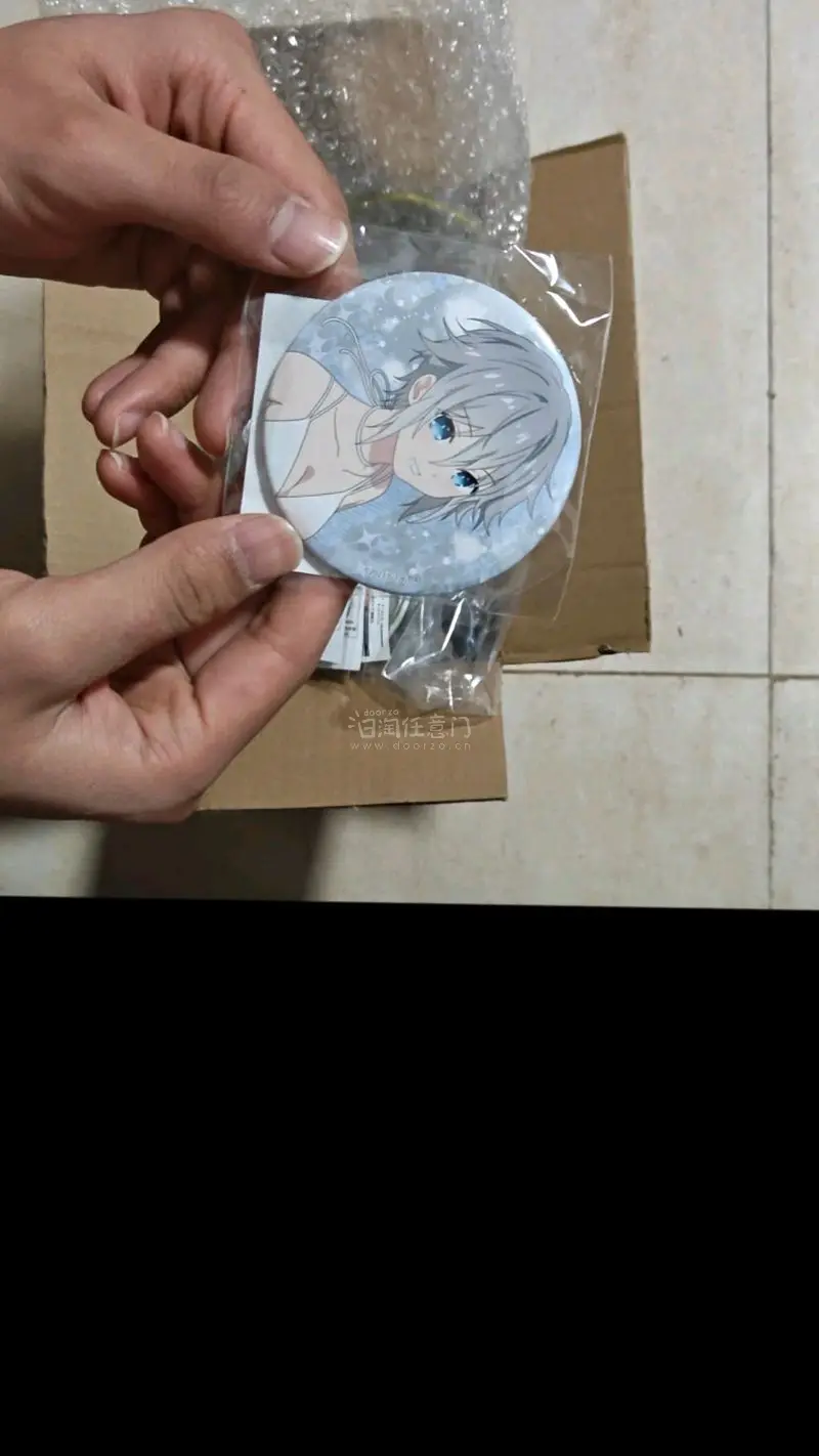 收到手后立马拍了图片，实物非常美丽，拍出来的图片很惊艳，很好出片，商品包装的也是非常的恰到好处，很舍得给泡沫纸打包非常很到位，多出点 太喜欢了，工艺很完美，很给力很到位！
