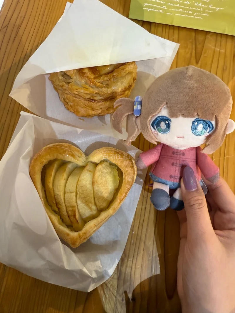 挖煤姬用很多次了每次都特别特别好，非常靠谱，深夜的好价也能秒切，物流很快，发过来的东西都完好无损。图片是一带着孩子出去旅游拍的，感谢挖煤姬助力我和远在霓虹的爱人的爱情