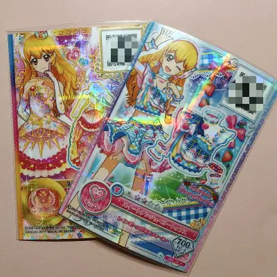 挖到宝啦！这两张星宫莓的偶像活动卡颜值直接拉满✨ 镭射闪片超绝，印刷清晰无瑕疵，品相完美到像全新！挖煤姬物流超稳，包装严实没折损，从下单到收货全程顺畅，海淘体验感拉满，莓推直接狂喜，已经开始蹲下一批好卡啦！