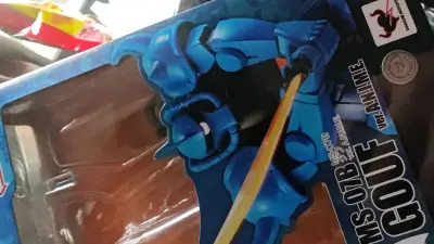 春天出门游玩，我在挖煤姬买了robot
魂可动玩具。做工不错，关节也能活动，带着它一起出门拍照很合适。不管是摆着看还是随手把玩，都是很有意思的春日小物件